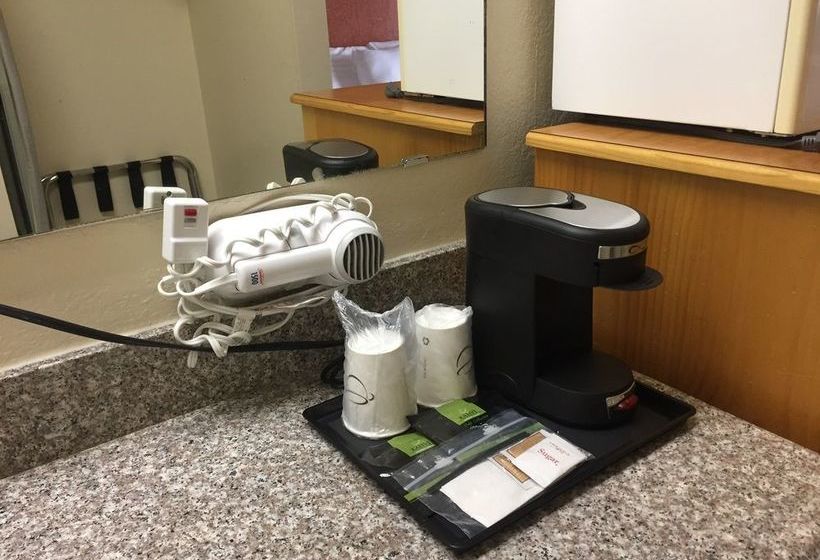 Мотель Tiki Lodge