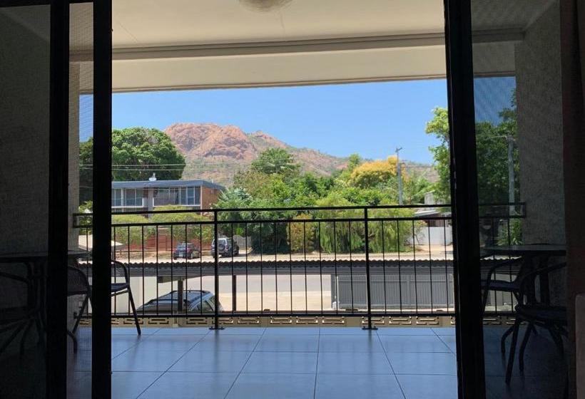 Townsville Holiday Apartments