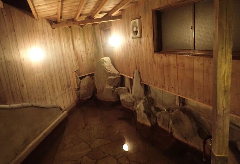 Yufuin Country Road Youth Hostel