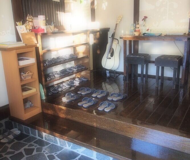 Yufuin Country Road Youth Hostel