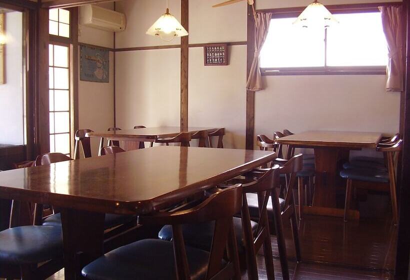 Yufuin Country Road Youth Hostel