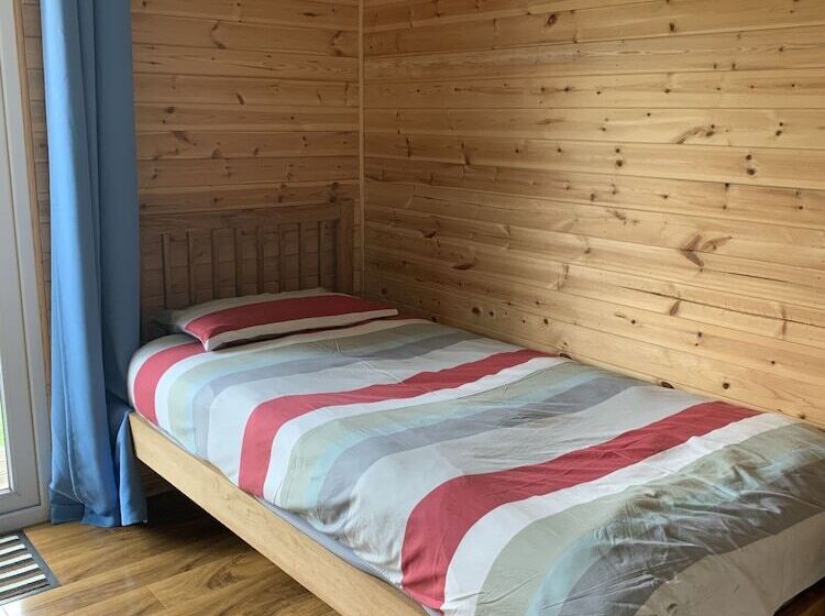 1 Lochness Rooms&hostel