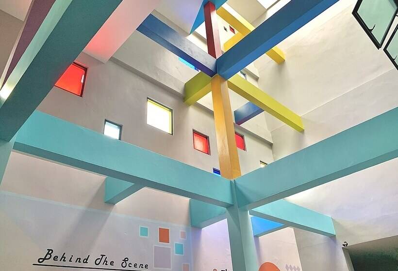 Общежитие Behind The Scene Hotel Club @ Samui