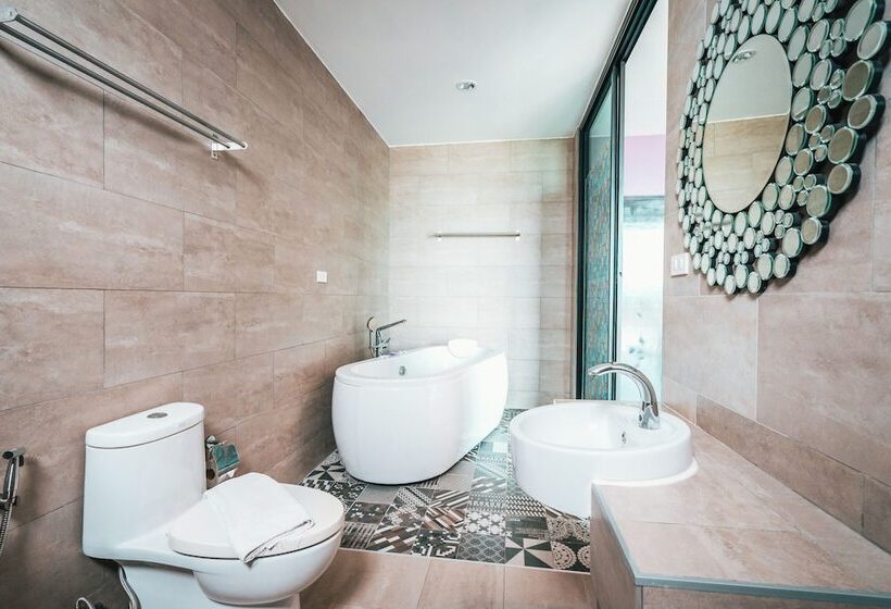 Общежитие Behind The Scene Hotel Club @ Samui