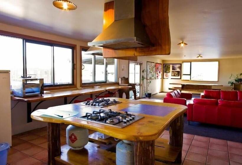 هاستل Dusky Lodge