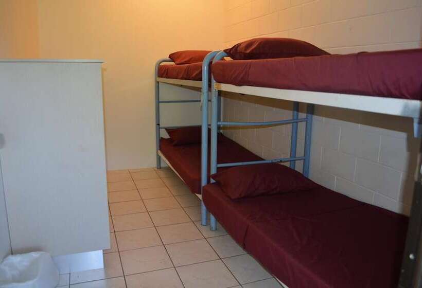 הוסטל Frogshollow Backpackers