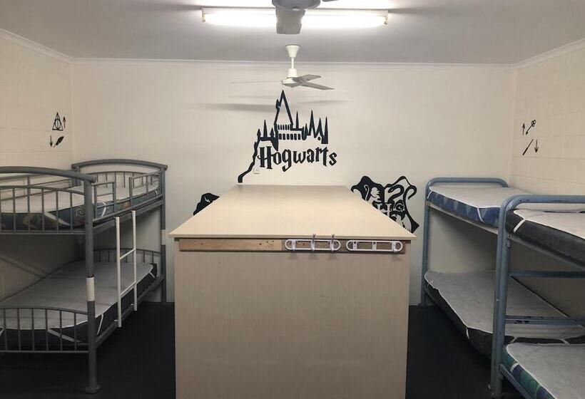 הוסטל Frogshollow Backpackers