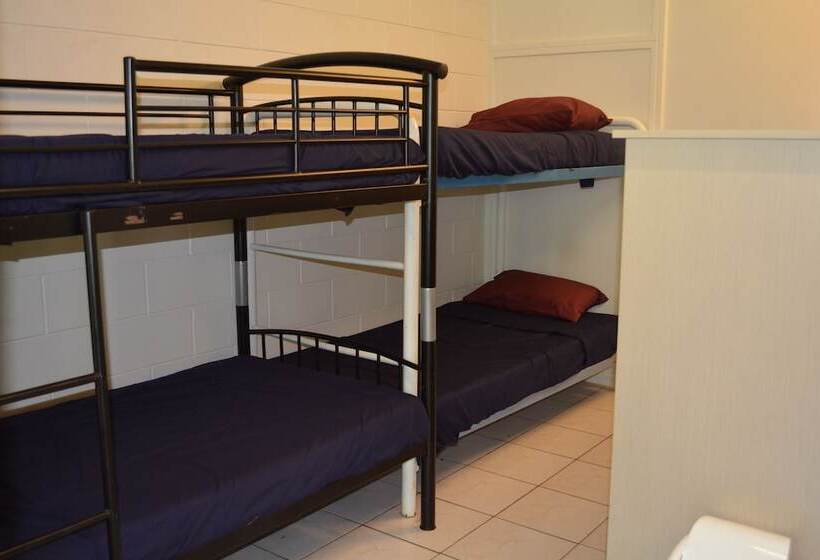 הוסטל Frogshollow Backpackers