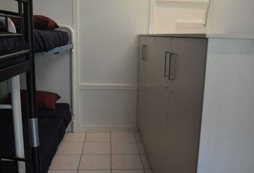 הוסטל Frogshollow Backpackers