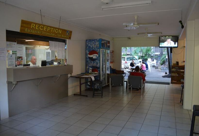 הוסטל Frogshollow Backpackers