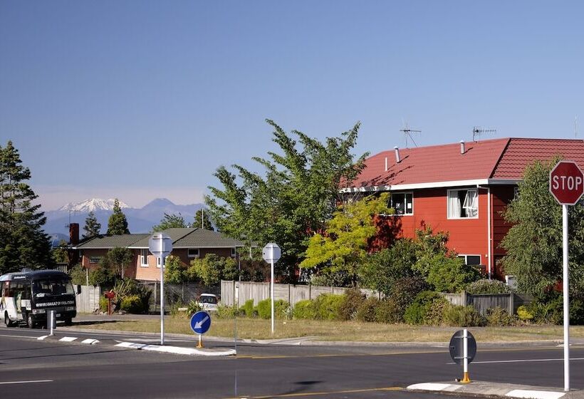 הוסטל Haka House Taupo