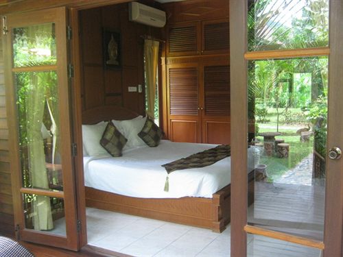 Baan Laem Noi Villa S