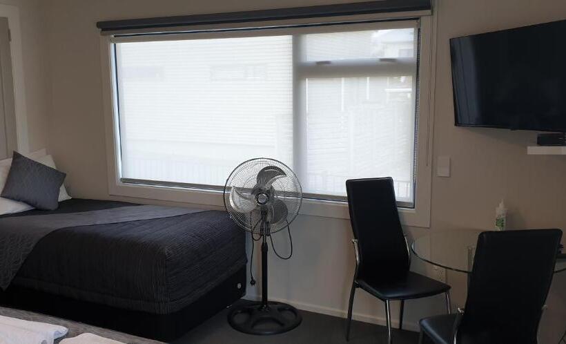 モーテル Barrington House Taupo