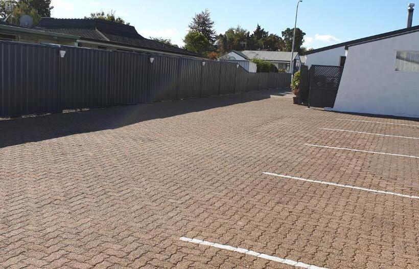 モーテル Barrington House Taupo