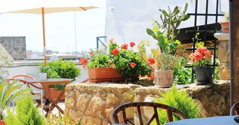 مبيت وإفطار La Corte Degli Spada   Borgo Antico Del Salento