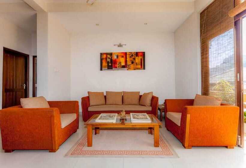 민박 Colpetty House