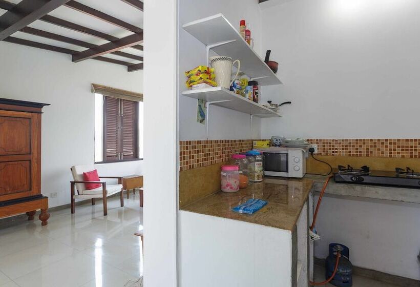 민박 Colpetty House