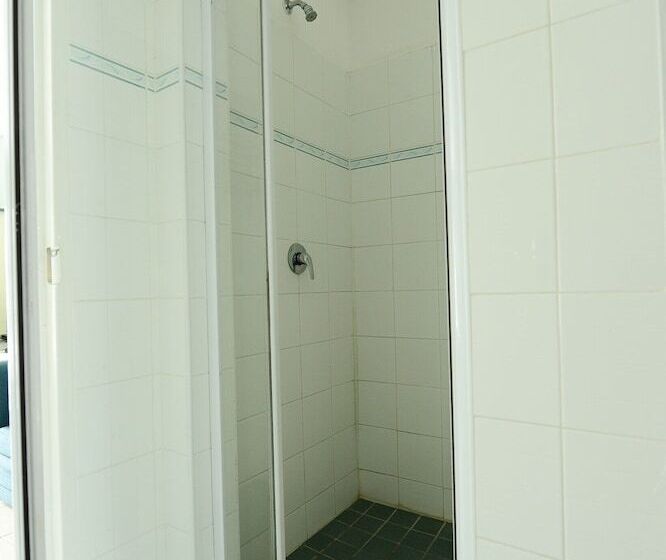 민박 De Wingerd Wijnland Lodge