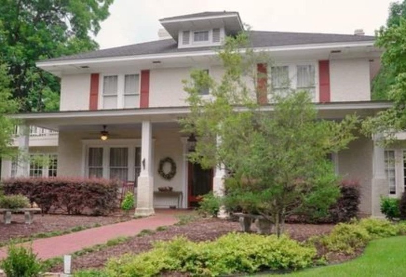 ベッドアンドブレックファースト Delta Street Inn