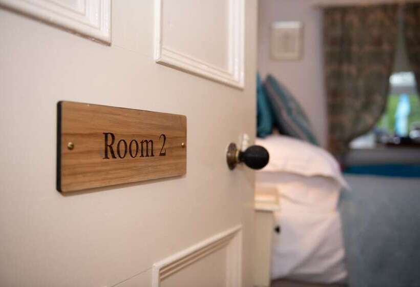 مبيت وإفطار Milton House Studio Apartment Suites