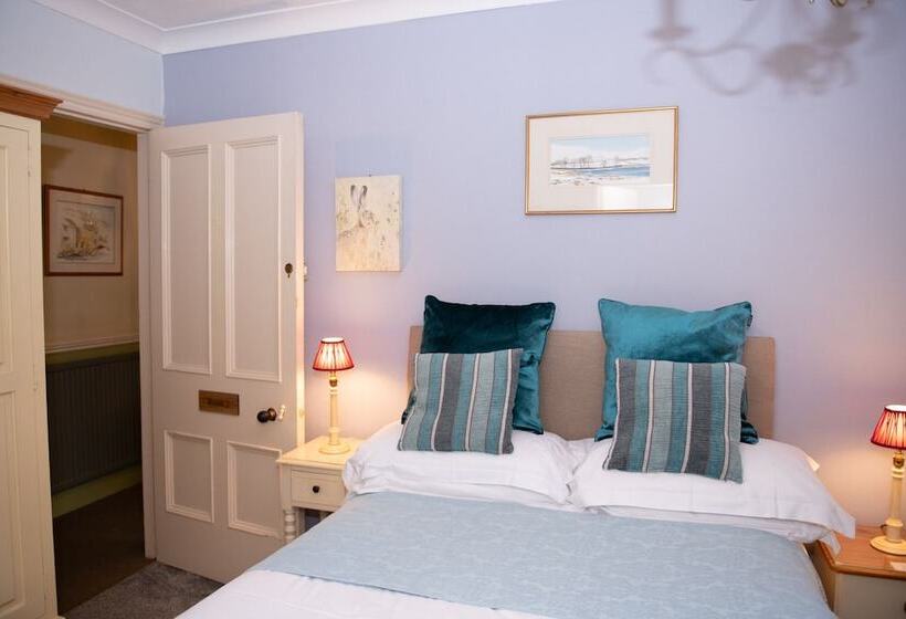 مبيت وإفطار Milton House Studio Apartment Suites