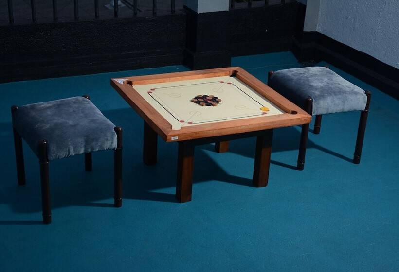 مبيت وإفطار Monsoon Suites