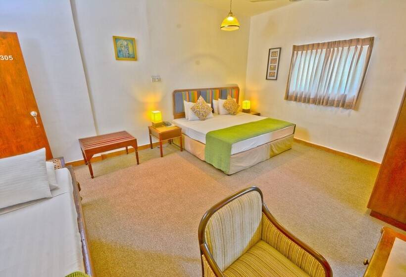 مبيت وإفطار Monsoon Suites