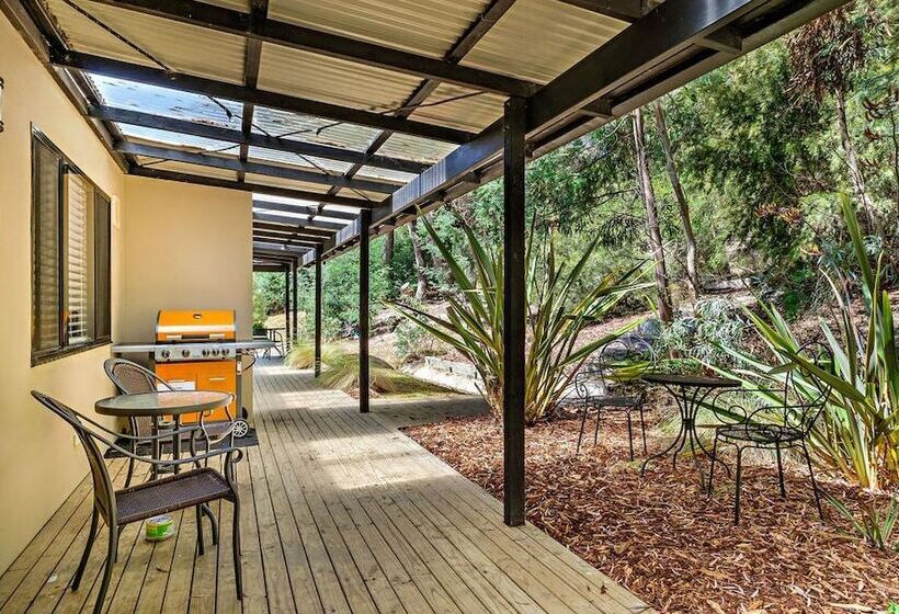 צימר Oyster Cove Chalet