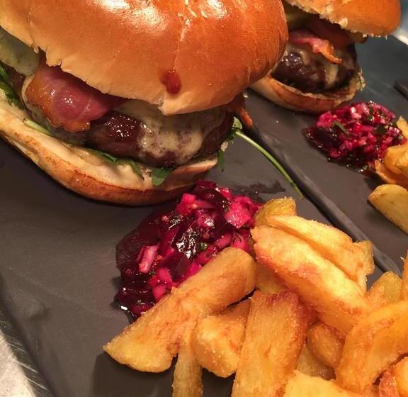 민박 Plas Tan Yr Allt Historic Country House & Estate