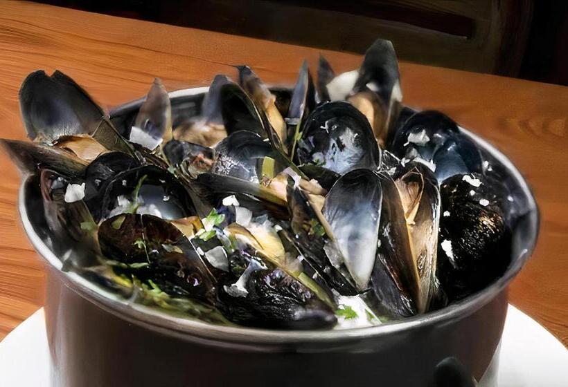 민박 Plas Tan Yr Allt Historic Country House & Estate