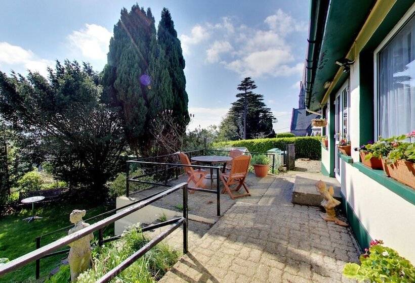 Bed and Breakfast Robin Hill House Heritage Guest House