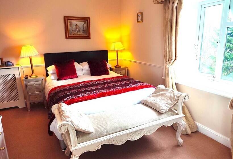 Bed and Breakfast Robin Hill House Heritage Guest House