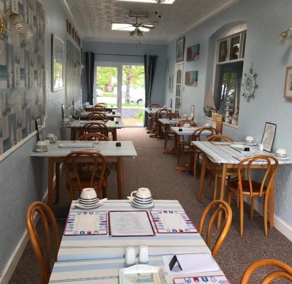 مبيت وإفطار The Craigside