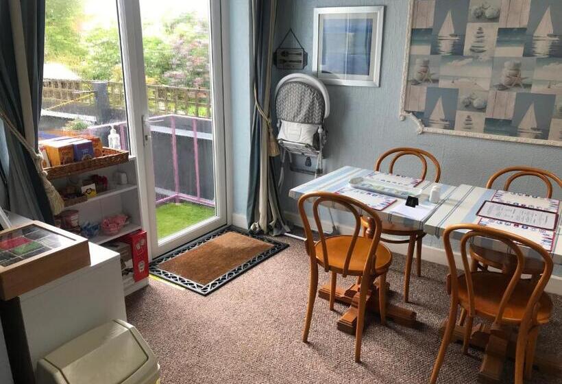 مبيت وإفطار The Craigside