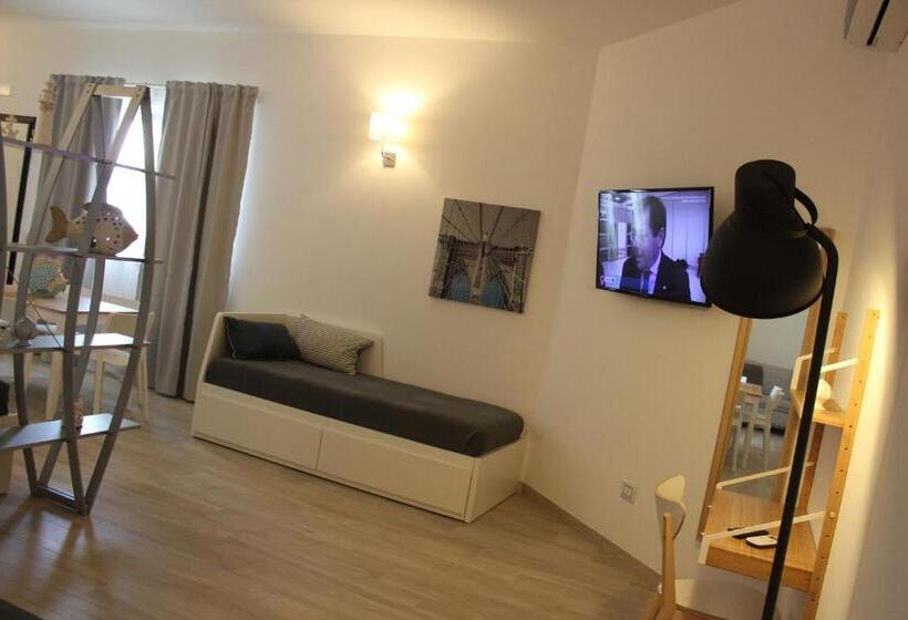 住宿加早餐  The Garden