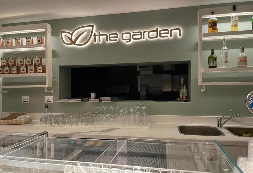 住宿加早餐  The Garden