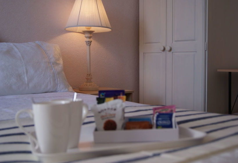 민박 The Shoalstone