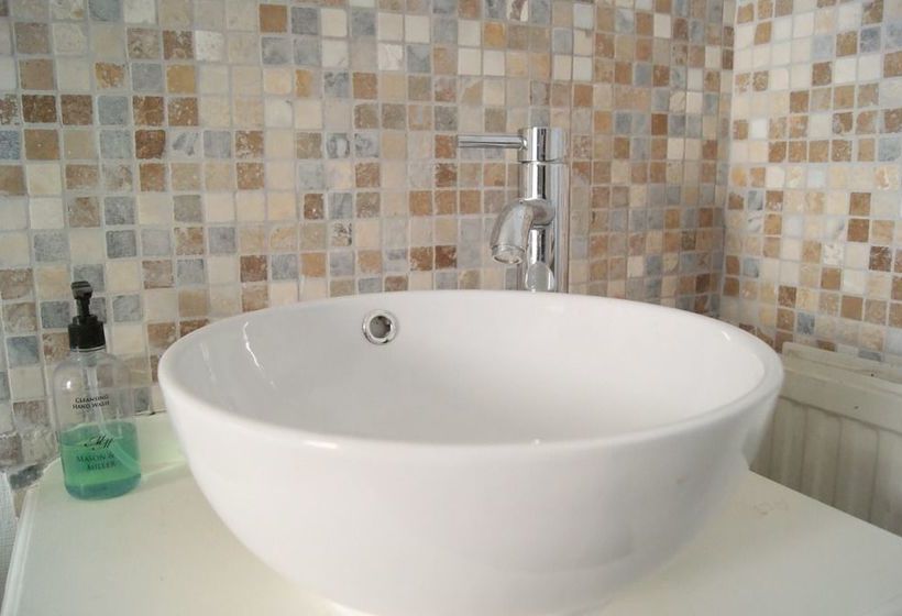 민박 The Shoalstone