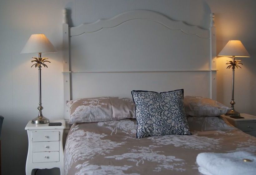 민박 The Shoalstone