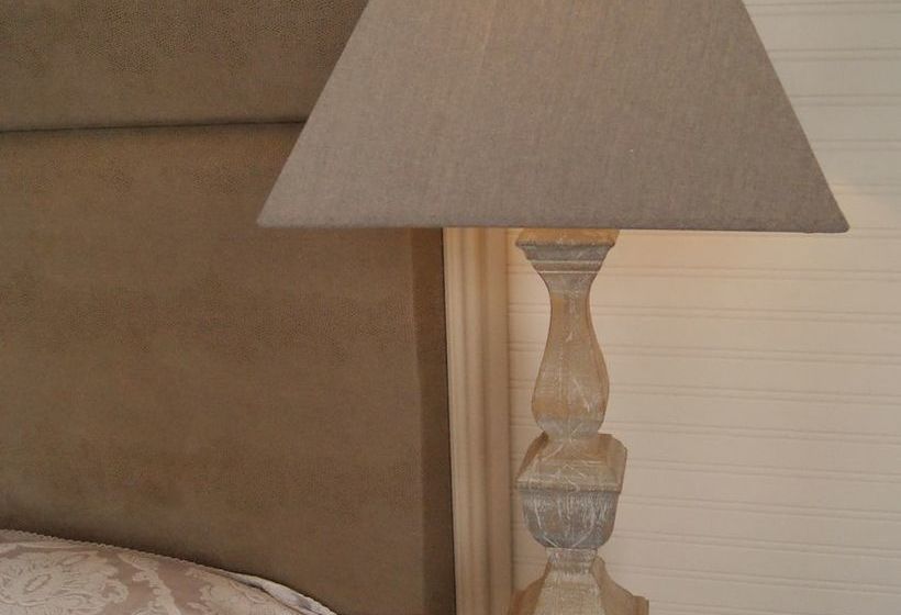 민박 The Shoalstone