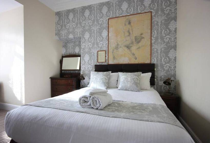 住宿加早餐  The Strathmore