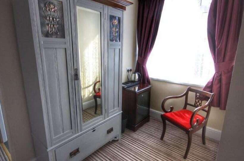 住宿加早餐  The Strathmore