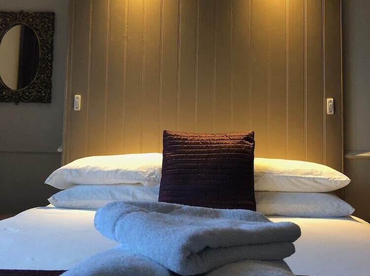 住宿加早餐  The Strathmore