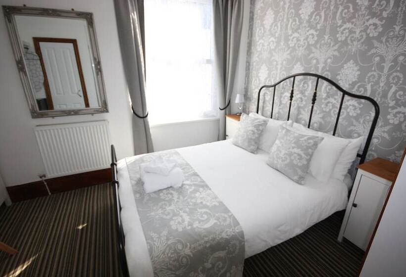 住宿加早餐  The Strathmore