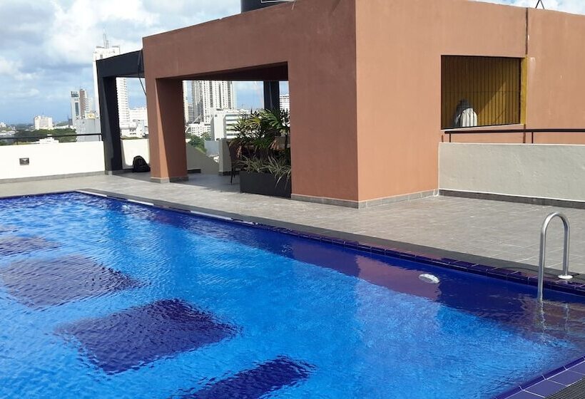 Bellavista Apartments At Cornish Colombo