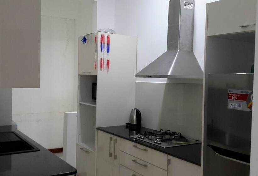 Bellavista Apartments At Cornish Colombo