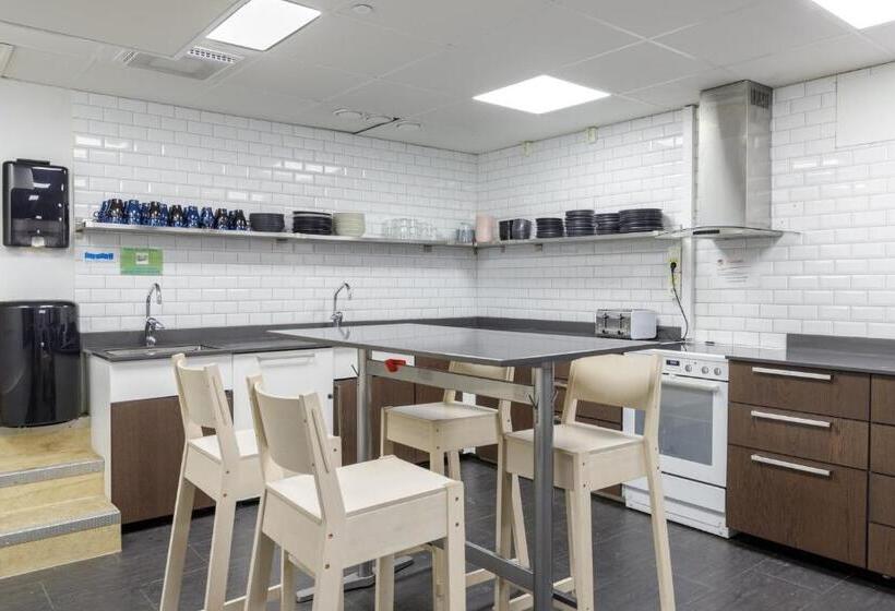 City Hostel