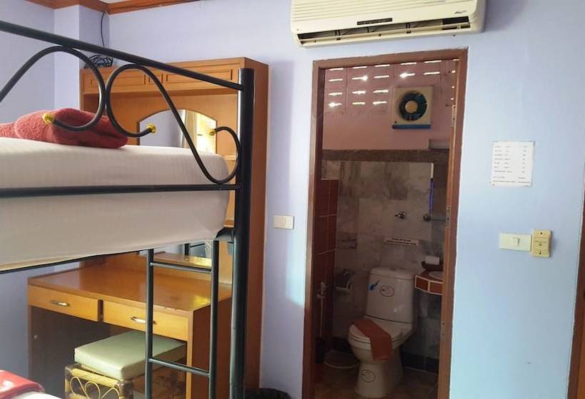 호스텔 Coconut House Resort