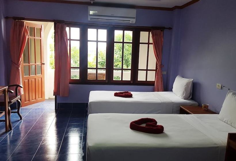 호스텔 Coconut House Resort