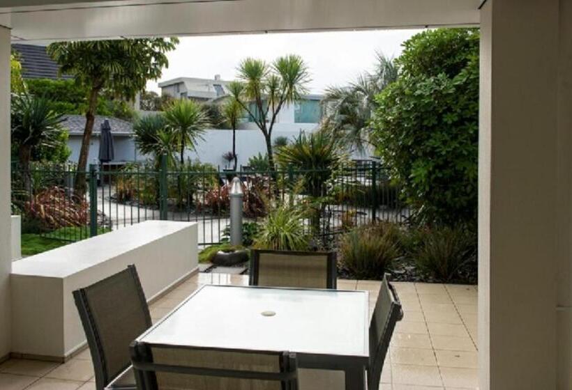 Cutterscove Resort Apartments